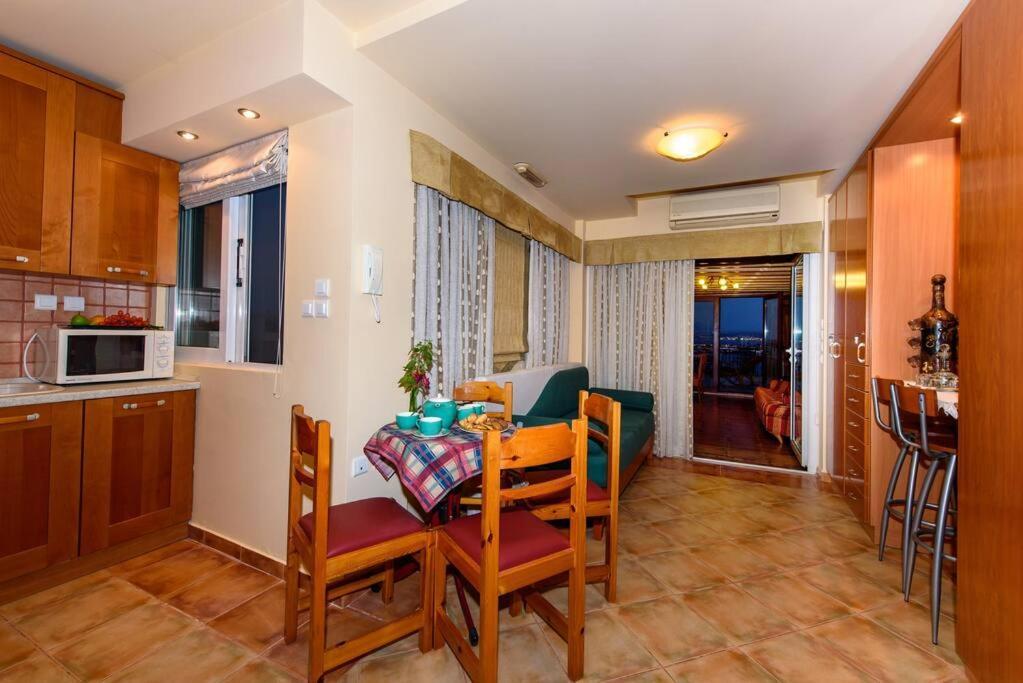 Elisabeth'S Penthouse At The Heart Of The City Rethymno Exteriör bild
